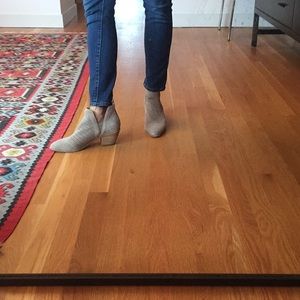 Cutest spring boots by Sigerson Morrison